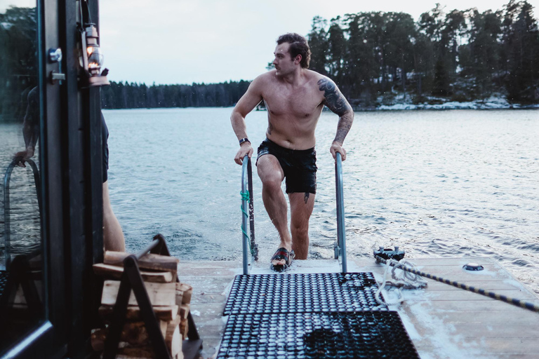 Helsinki: Winter Mixed Ferry Sauna Experience