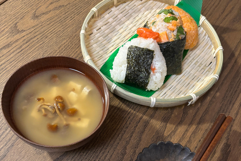 Nara: Onigiri Making Experience