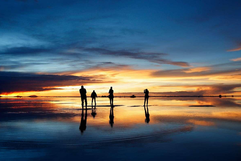 Uyuni: Cmentarz kolejowy, Colchani i wycieczka po Salar de Uyuni