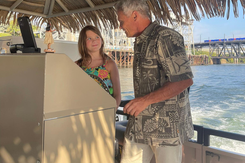 Portland: Family Fun Tour Cruise on the Willamette River Portland: Family Fun Tour on the Willamette River