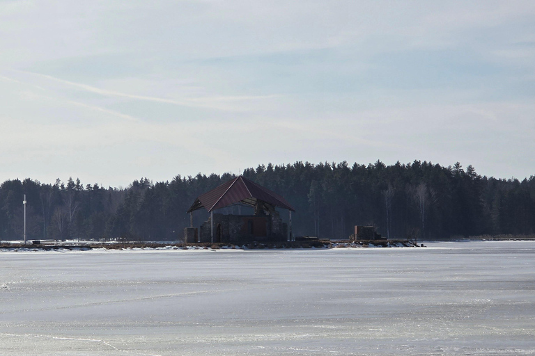 From Riga:Medieval Castles&Legends Tour: Lielvārde & Koknese
