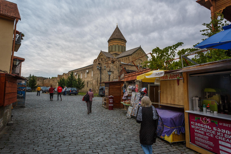 Tbilisi, Jvari &amp; Mtskheta - One day group tour from Kutaisi