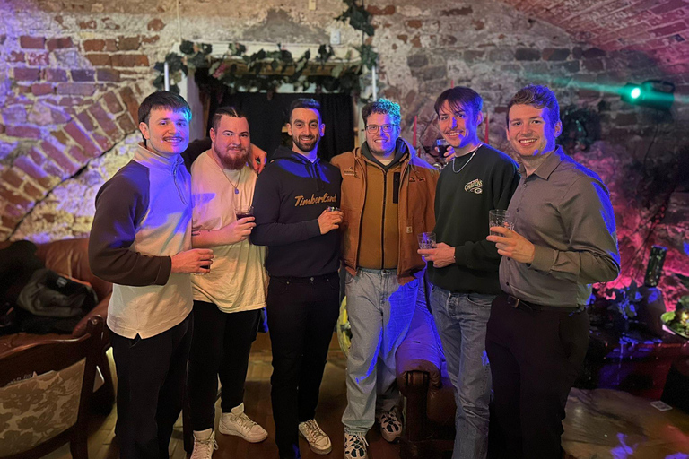 Riga: 2 in 1 - Old Town Walking Tour & Pub Crawl