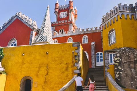 Lissabon: Sintra, Pena, Regaleira und Cascais Geführte TagestourTour - Nur Pena Palace Gardens Ticket