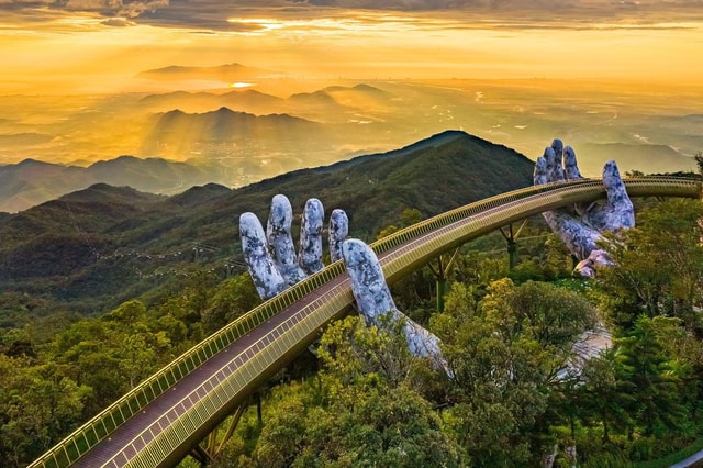Da Nang: Golden Bridge, Lady Buddha, Marble Mt & Am Phu Cave