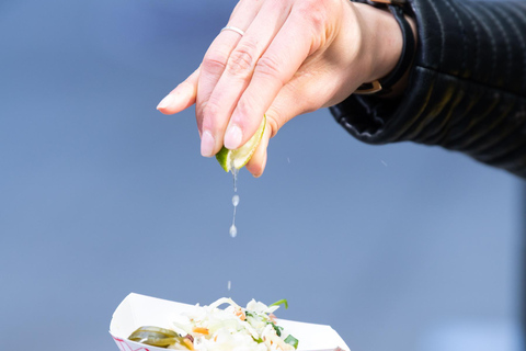 Seattle: Street Food Guided Walking Tour of South Lake Union