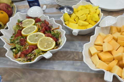 From Muscat: Authentic Omani Dinner with a Local Family