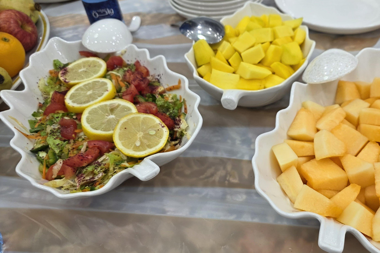 From Muscat: Authentic Omani Dinner with a Local Family