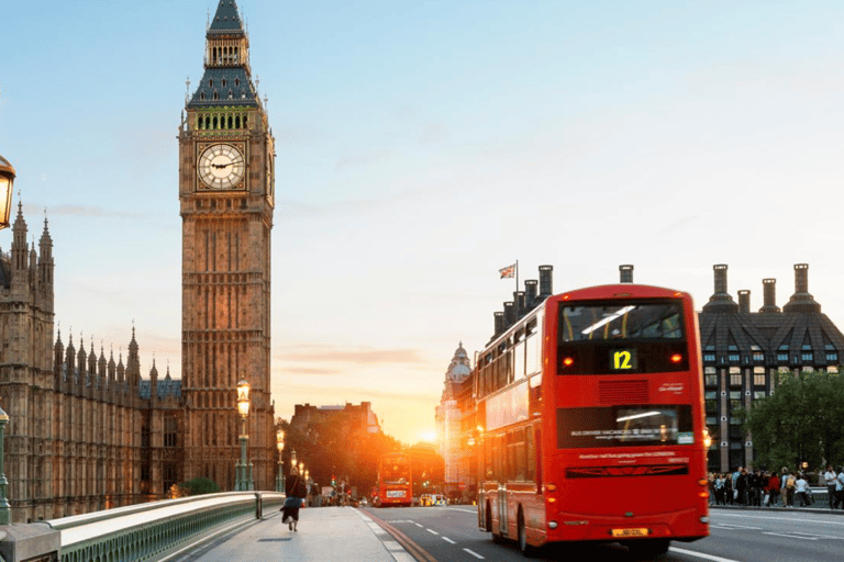 London: Wimbledon Tennis Club and Westminster Walking Tour