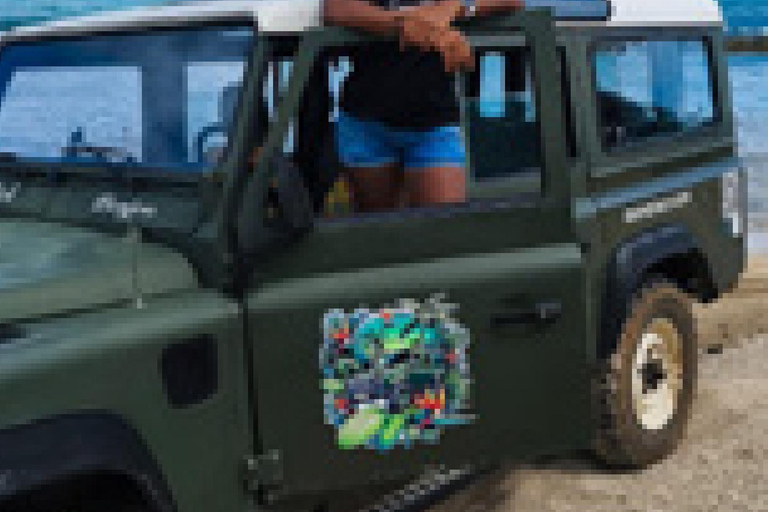 4x4 Land Rover day trip with Fanm Sosyal Kréyol in Guadeloupe Half-Day