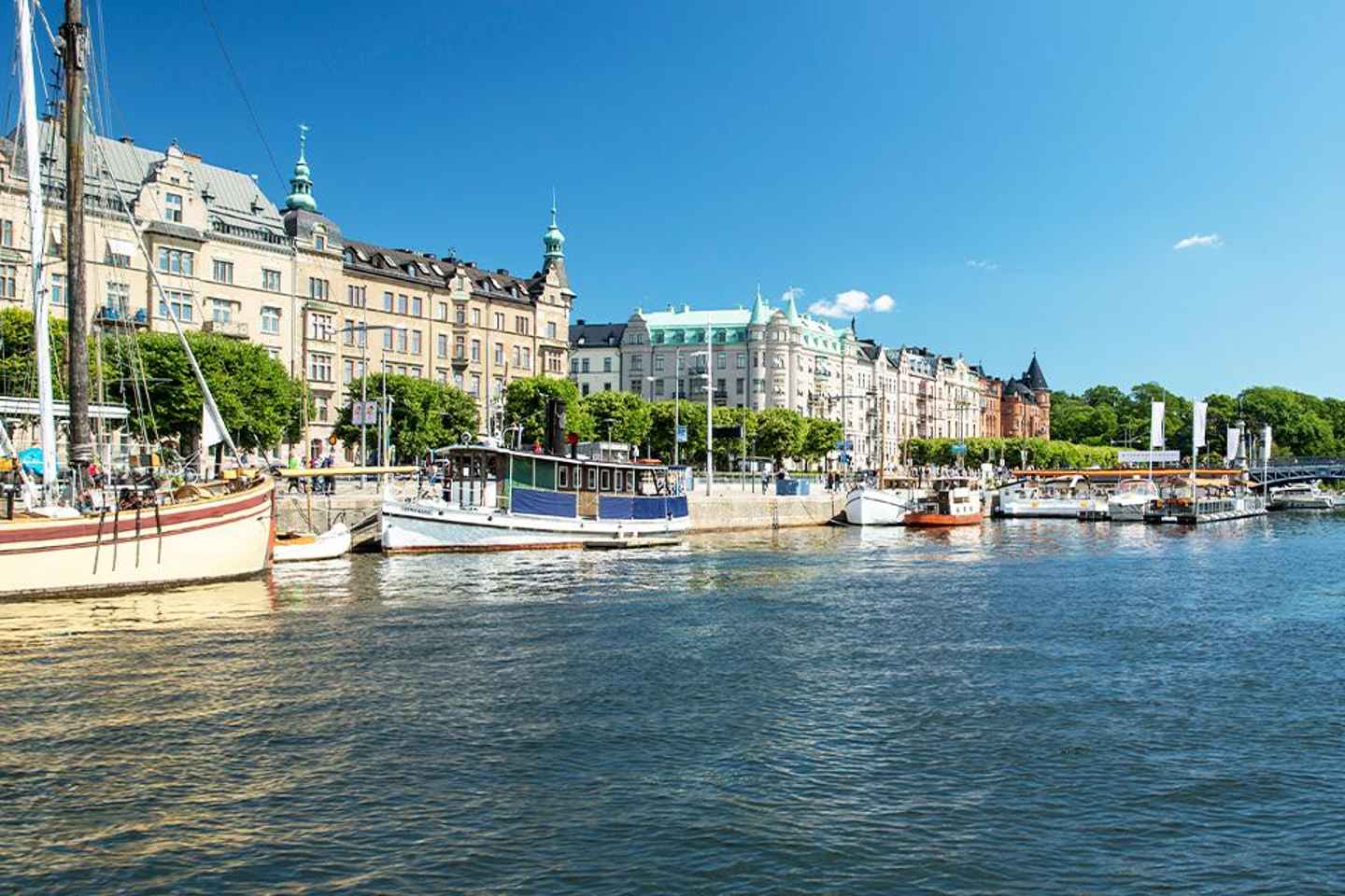 Stockholm: Royal Djurgården Boat Tour