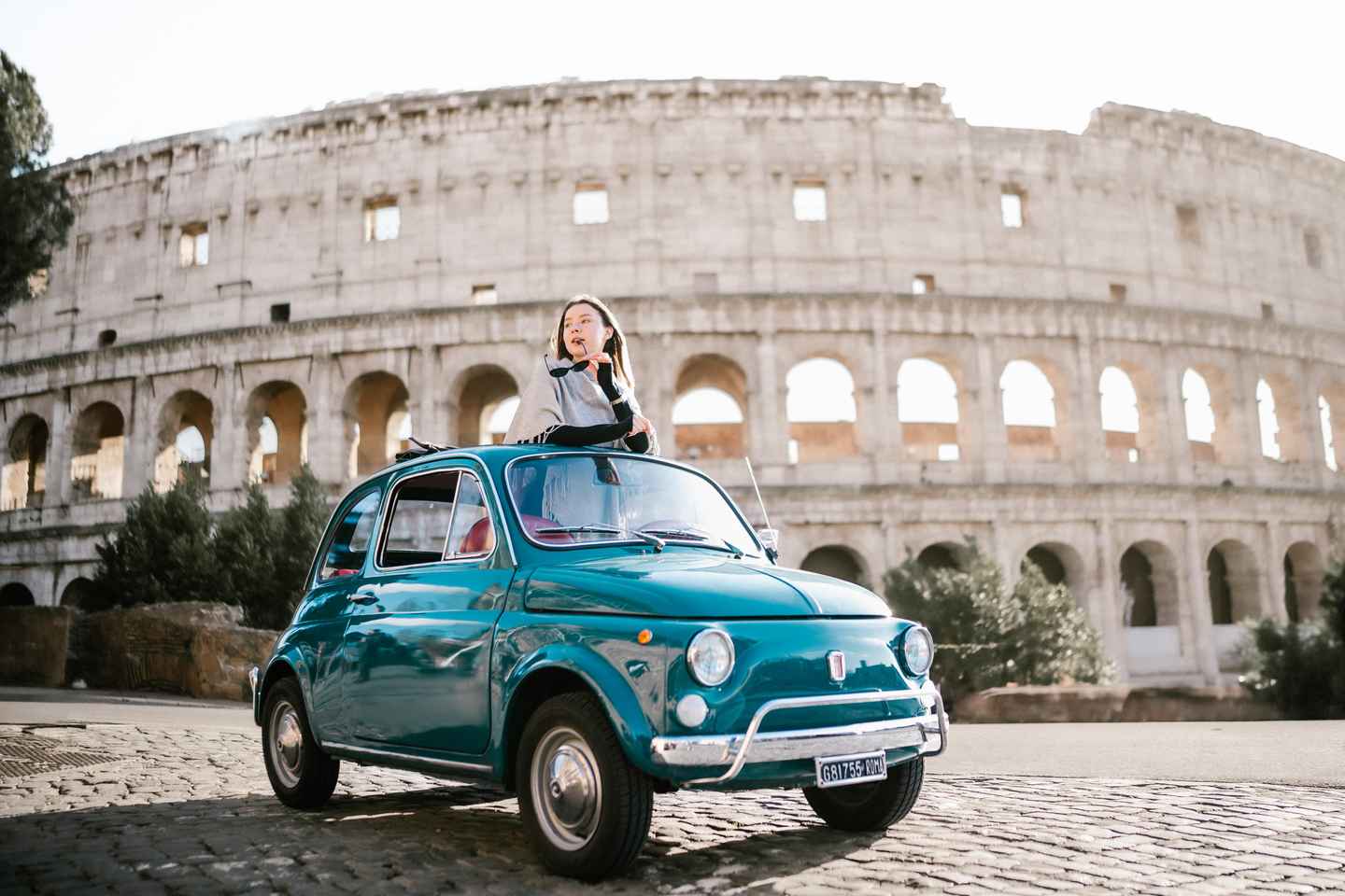 Rome: Private Fiat 500 or Vespa Wheely Tour with Photoshoot