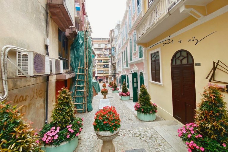 Macau: City Highlights 4-Hour UNESCO & Cotai Tour