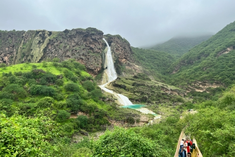 Salalah: całodniowa wycieczka na wschód Darbat Waterfall, SamhanSalalah: Pełne udostępnianie na Wschodzie / wycieczka grupowa w każdy czwartek