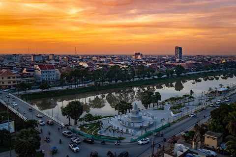 Battambang: Vespa City Tour with Hotel Pickup