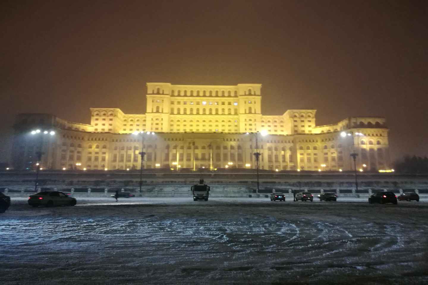 ブカレスト ショッピング プライベートドライバーサービス