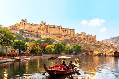 Jaipur Half-Day: Flower Market, Amber Fort & Enjoy Boat Ride