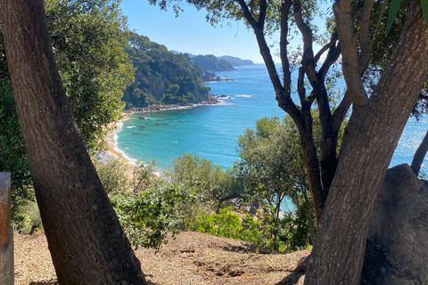 Lloret de Mar: Guided Sightseeing Tour in a 4x4 Vehicle