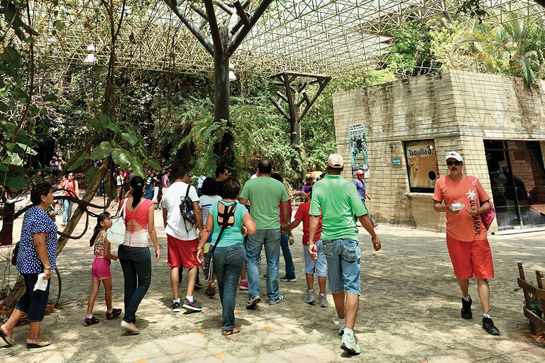 Tuxtla: ZooMAT Guided Tour with Hotel Pickup