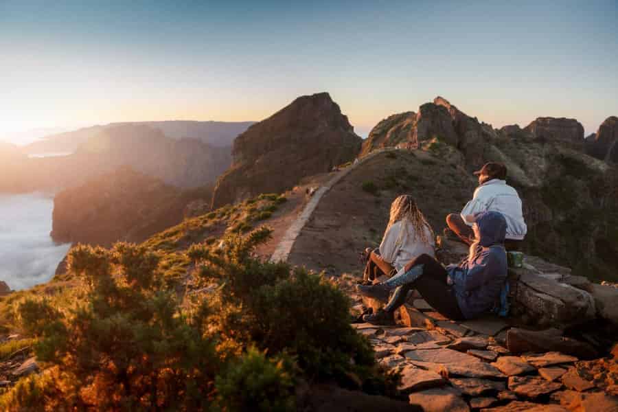 Erlebe den Sonnenuntergang am Pico do Arieiro mit einem ortskundigen Guide. Foto: GetYourGuide Erlebe den Sonnenuntergang am Pico do Arieiro mit einem ortskundigen Guide. Foto: GetYourGuide