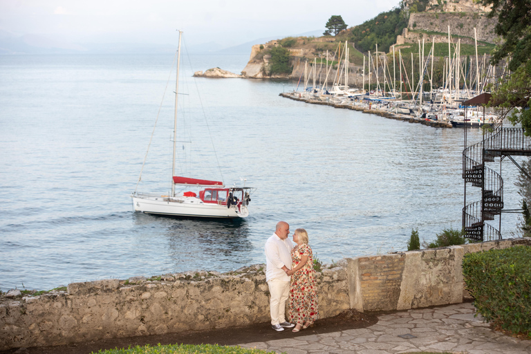 Experiência de sessão fotográfica na cidade velha de Corfu