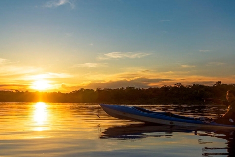 Puerto Maldonado : Promenade en bateau au coucher du soleil dans la réserve nationaleDepuis Tambopata : Promenade en bateau au coucher du soleil