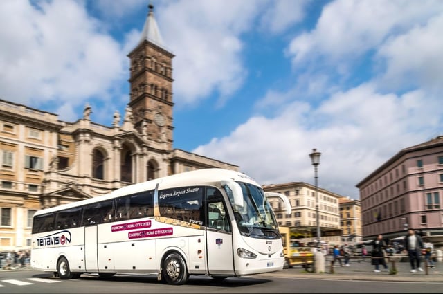 Fiumicino: Bus Transfer to/from Vatican City (Non-stop)
