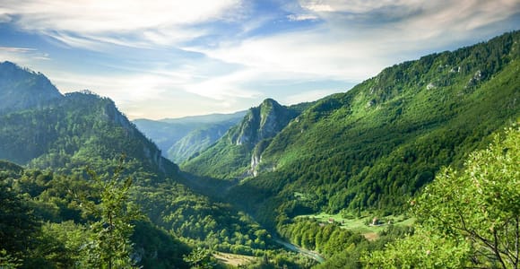 Montenegro: Durmitor, Tara & Ostrog Monastery Day Trip