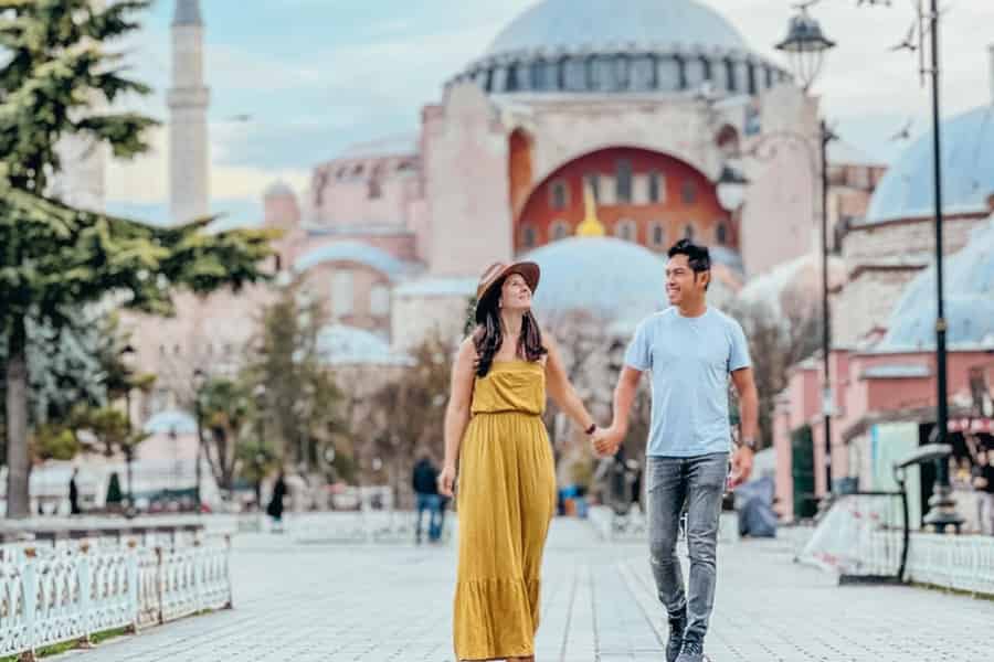 Istanbul: Privates Fotoshooting in der Altstadt & an berühmten Sehenswürdigkeiten. Foto: GetYourGuide Istanbul: Privates Fotoshooting in der Altstadt & an berühmten Sehenswürdigkeiten. Foto: GetYourGuide