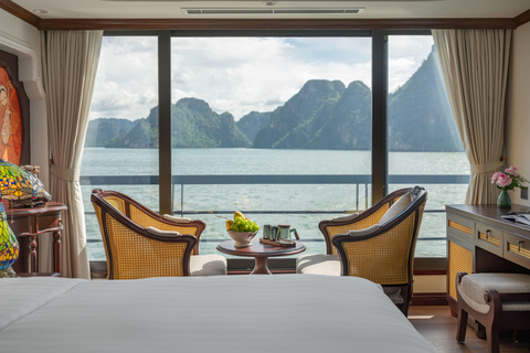 هانوي: 3 أيام في خليج ها لونج ولان ها 5 نجوم، رحلة بحرية على متن L&#039;amour Cruise، وعرض شعبي3 أيام وليلتان - بدو