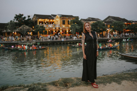 Hoi An: Private Photoshoot with Rowboat Ride & Lanterns
