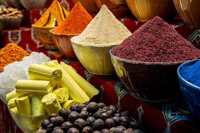 Muscat Full-Day Sharing Experience with Omani Coffee & Bread