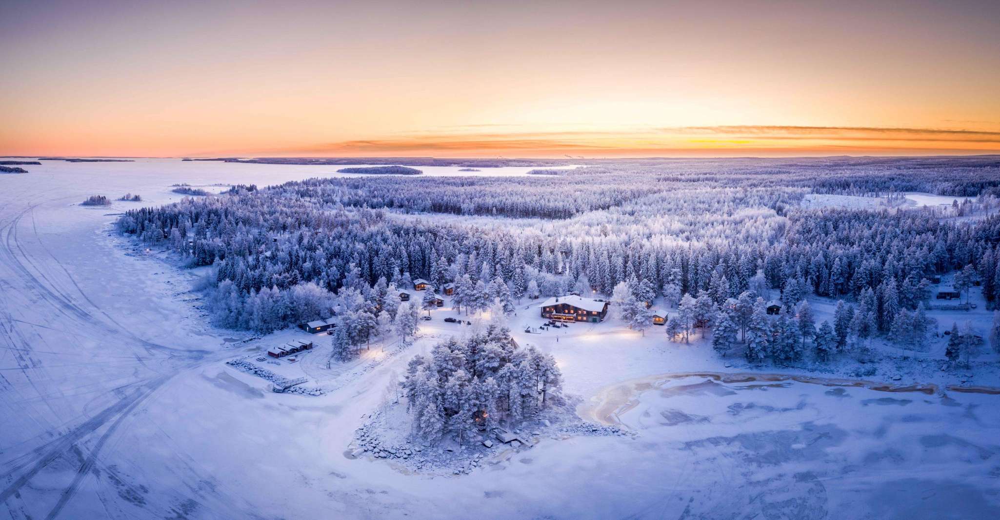 Luleå , Snowmobile - Wald und Eis Natur Tour 2h - Hizvo