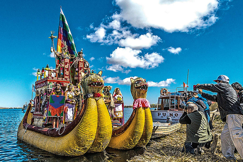 Puno: Ganztagestour zu den Uros und Taquile Inseln mit Mittagessen