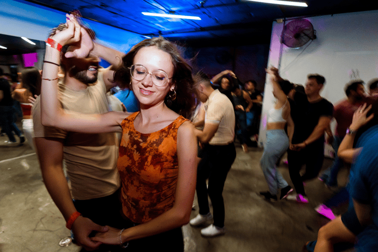 Zero to salsa for beginners