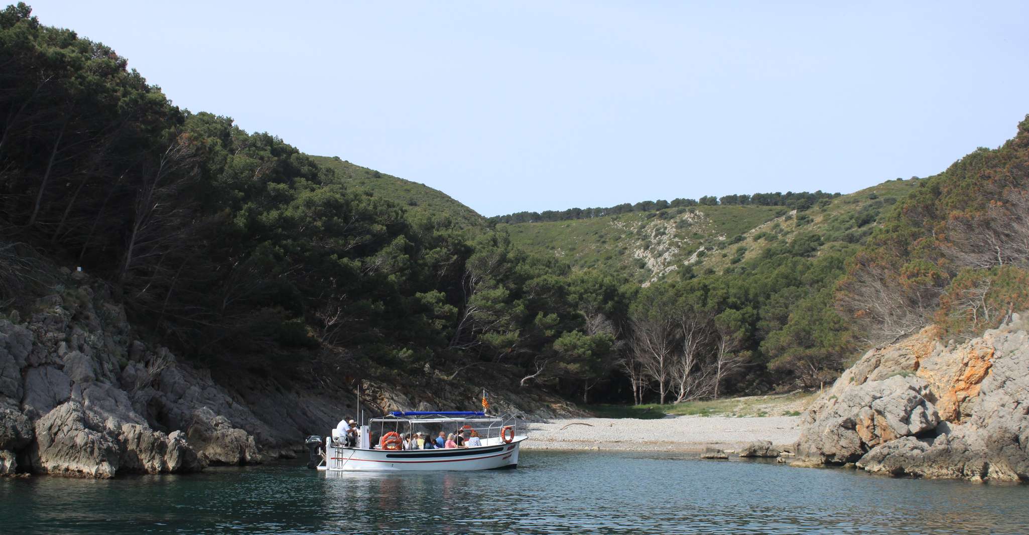 L'Estartit, viaje en barco a las islas Medes y las cuevas NP - Housity