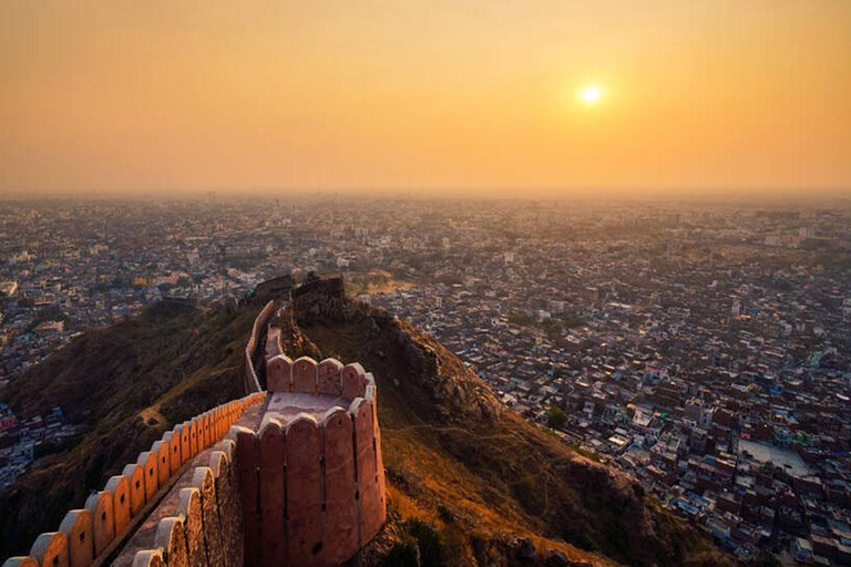 Jaipur Sightseeing of AMER, Jaigarh Fort & Nahargarh Fort