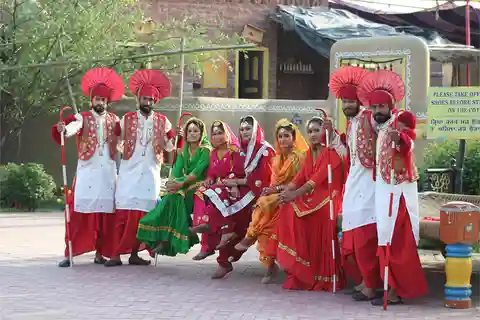 Amritsar: Sadda Pind Authentic Punjabi Village Tour