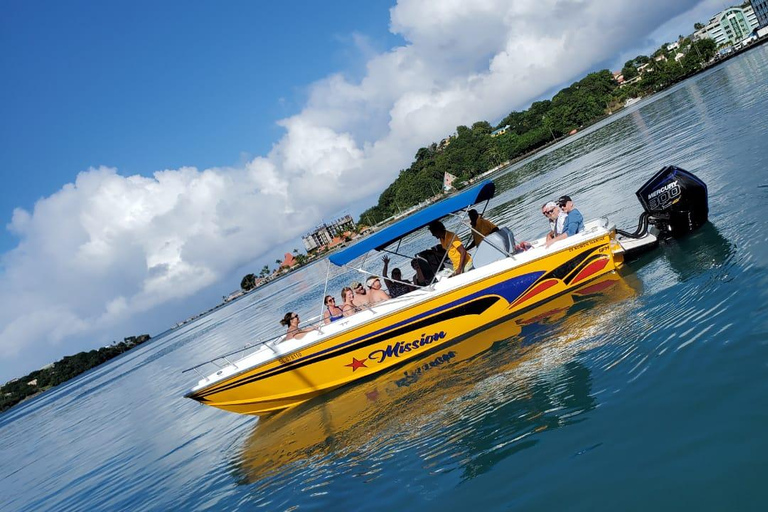 Wycieczka łodzią motorową All Inclusive do Soufriere