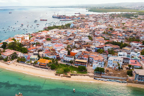 Walking tour in stone town