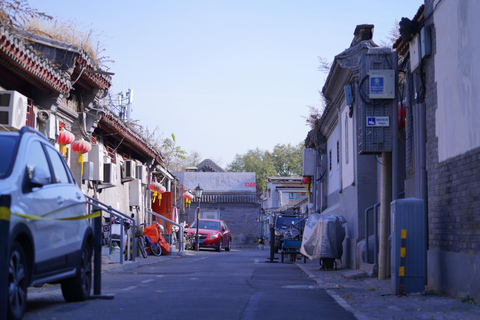 Lao Beijing Shichahai Hutong: Courtyard, Opera, Tea & Snacks Exclusive Private Shichahai Hutong Tour(Private tour)