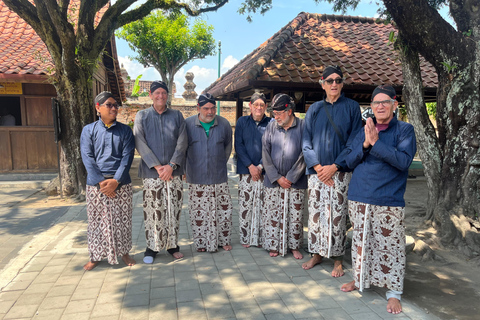 Yogyakarta: Kotagede Heritage by Becak, Market & Royal Tombs