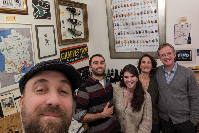 Paryż: Degustacja wina z 6 winami i deską serów