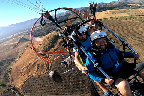 Paramotoring w miejscowości Ronda (Malaga), niedaleko Marbelli