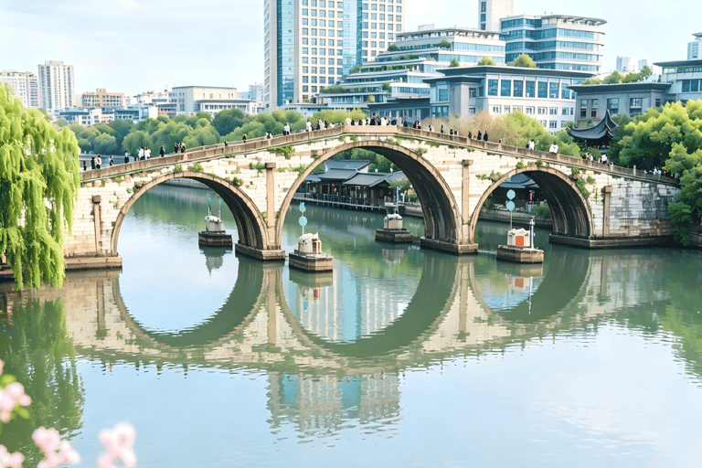 Hangzhou Like a Local: Gongchen Bridge to Xiaohe Street