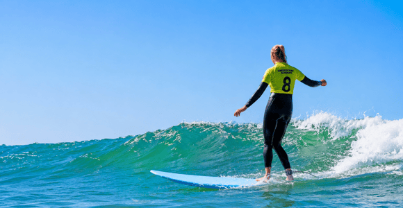 Albufeira: Learn to Surf with Chill Beach Vibes & Good Times
