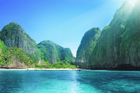 Phuket: Phi Phi Islands båttur med snorkling och lunch