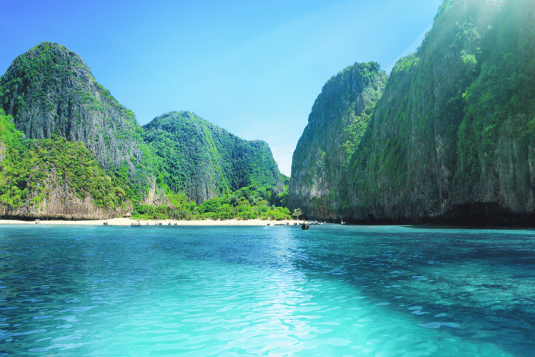 Phuket: Phi Phi Islands båttur med snorkling och lunch