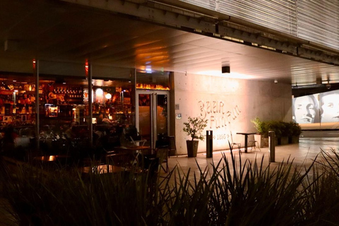 Montevideo: Tango class at the historic Baar Fun Fun, since 1895