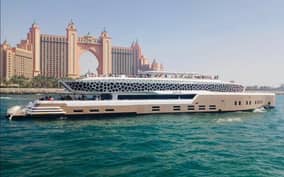 Dubai: Mega Yacht Cruise with Buffet Dinner
